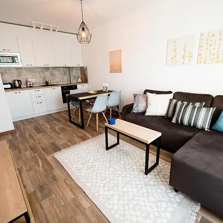 One Bedroom Luxury Apartment In Azur Premium Apartment *