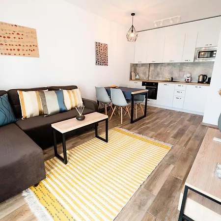 One Bedroom Luxury Apartment In Azur Premium Апартаменты Варна